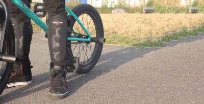 Shinguards Triple 8 Exoskin